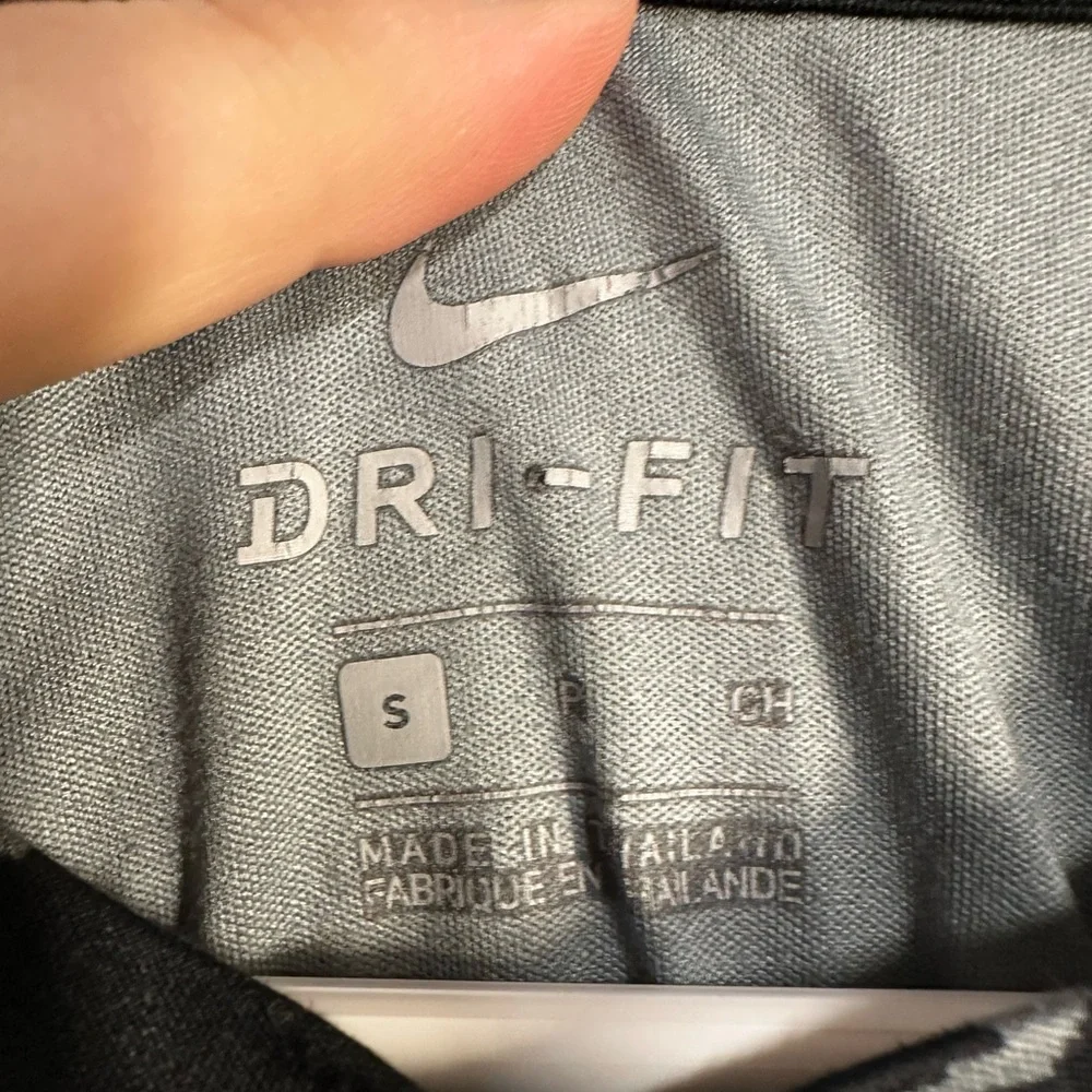 Nike Black and Gray Graphic Tee